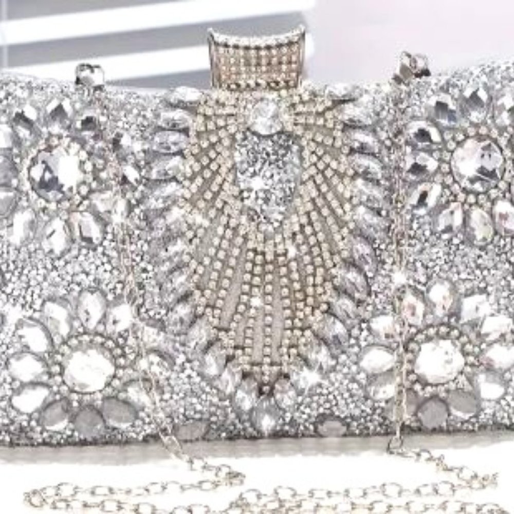 P594-GORGEOUS Rhinestone Flower Bling Bag-Wrist or Shoulder - Picture 3 of 7